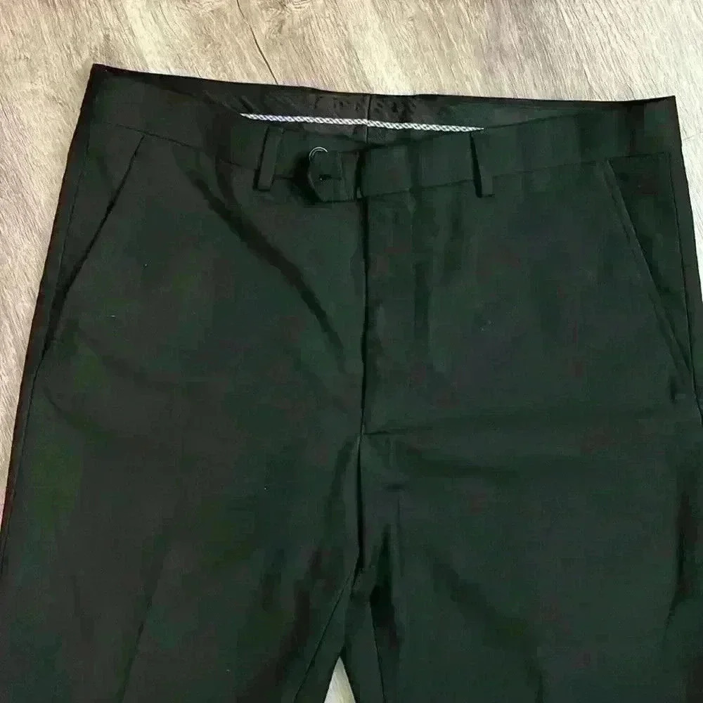 Greg Norman Men’s black flat front dress pants - Picture 2 of 5